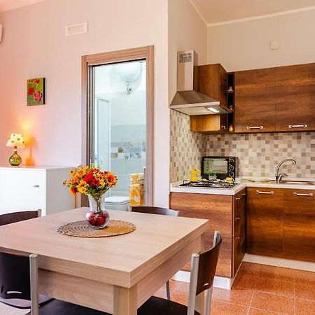 Mare A 200 Mt - Casa Cuore Casello Martucci Екстериор снимка